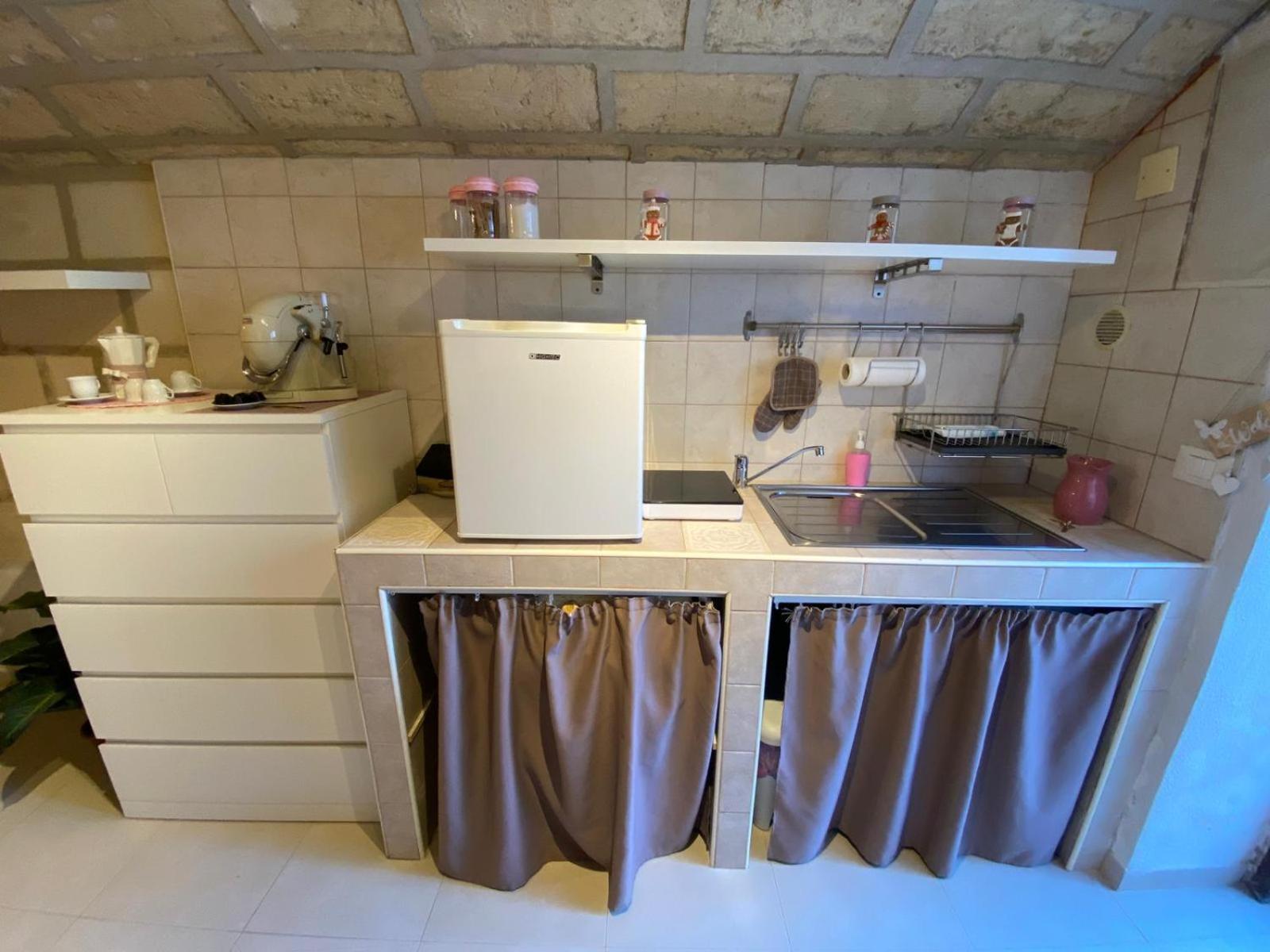 Bed and Breakfast Milo'S Ll Бари Экстерьер фото